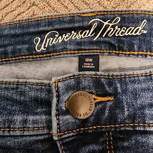 Universal Thread Women's Blue Jeans 18W